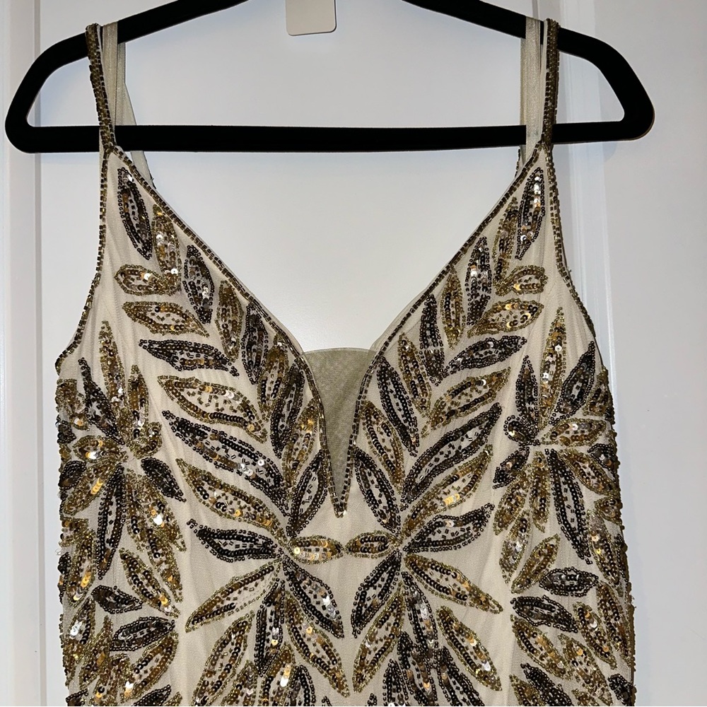 EMBELLISHED LEAF EVENING GOWN | MAC DUGGAL 5107 - Picture 6 of 15